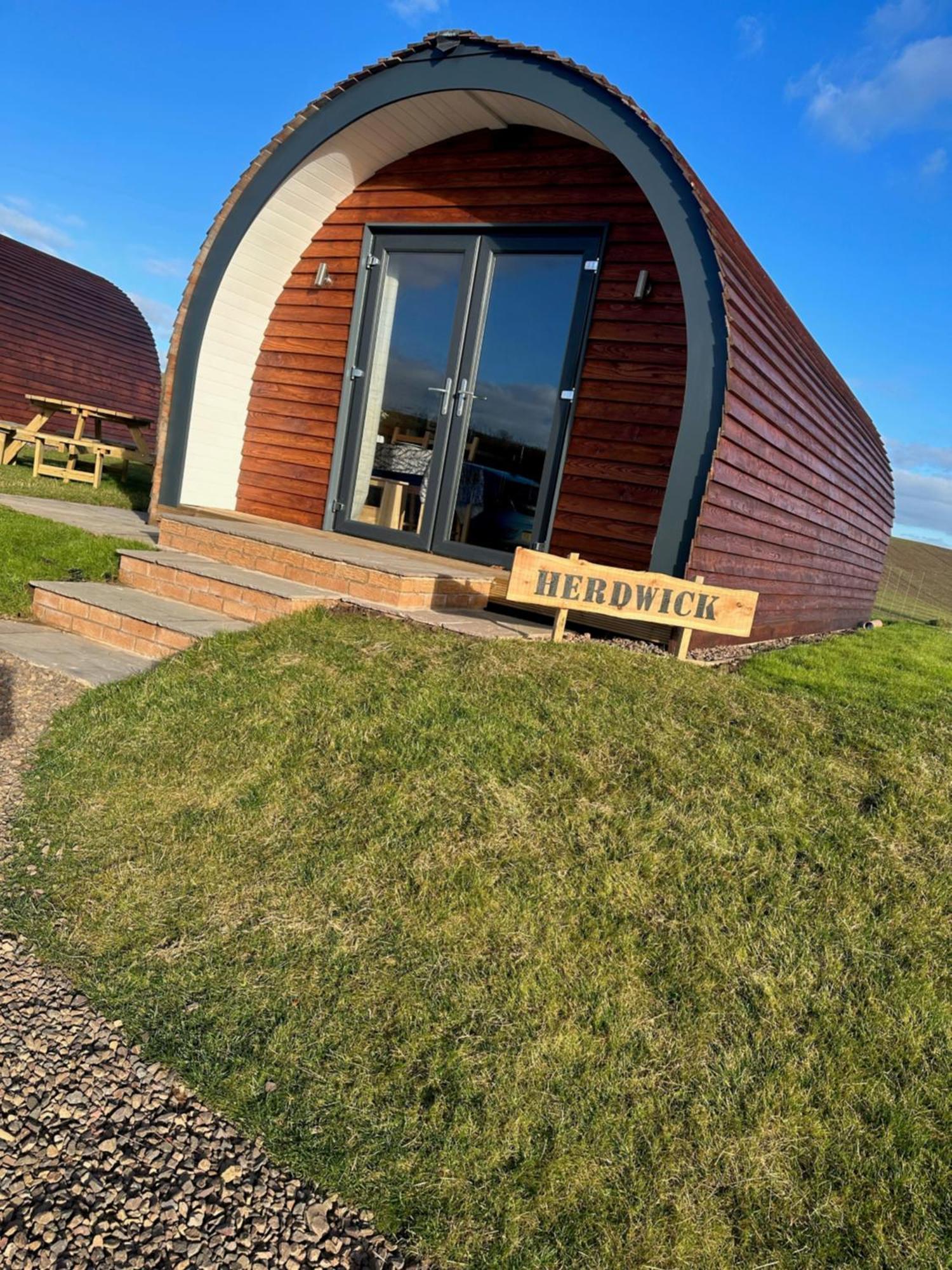 Апартаменты Milldown Glamping Coldingham Экстерьер фото